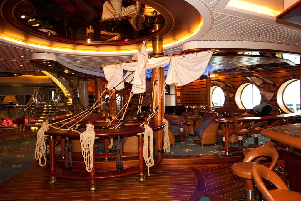 Ten best Royal Caribbean bars | Royal Caribbean Blog