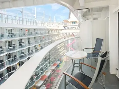 Boardwalk-Balcony-Deck-Allure-of-the-Seas