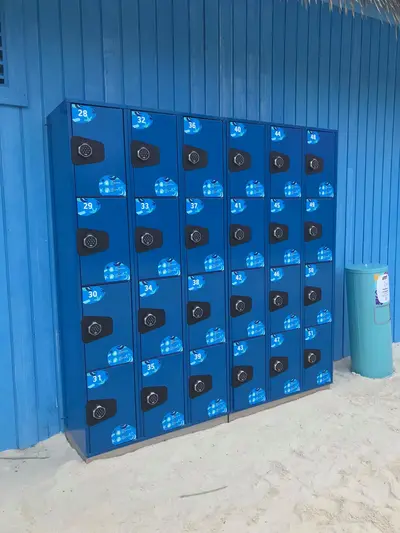 Cococay lockers