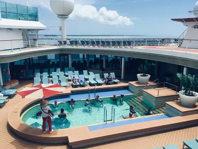 Mariner of the Seas Solarium